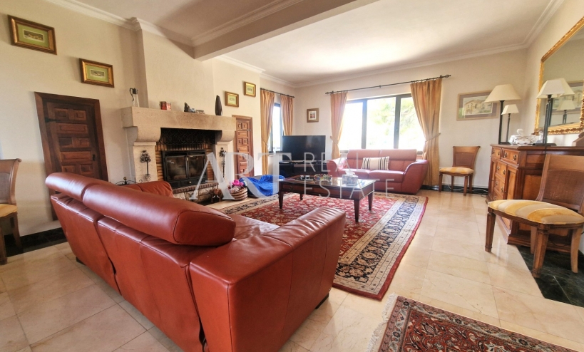 Resale - Villa - Alfas del Pí