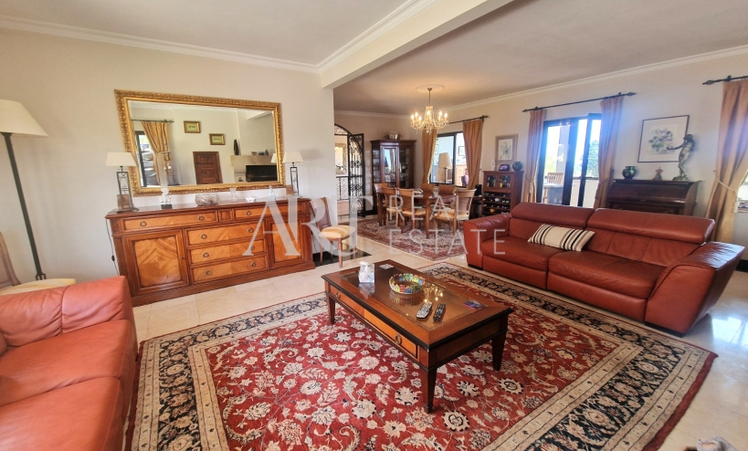 Resale - Villa - Alfas del Pí