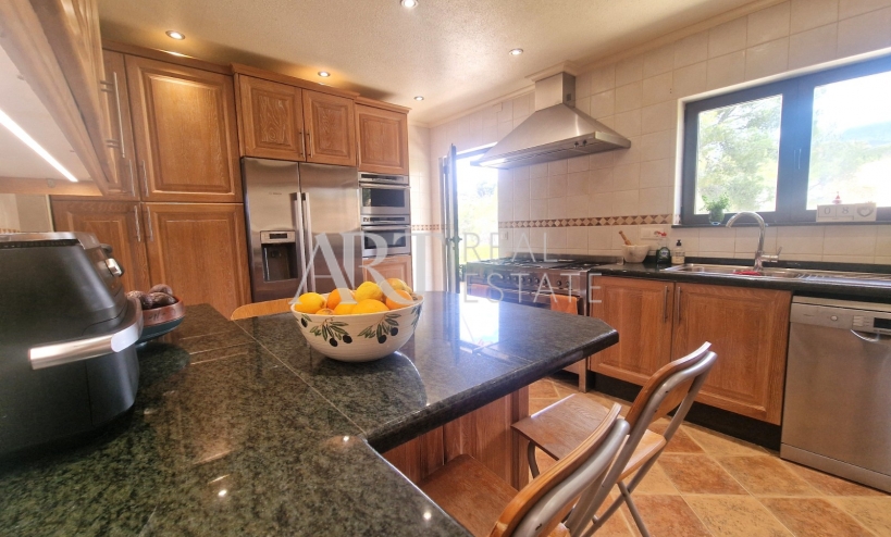 Resale - Villa - Alfas del Pí