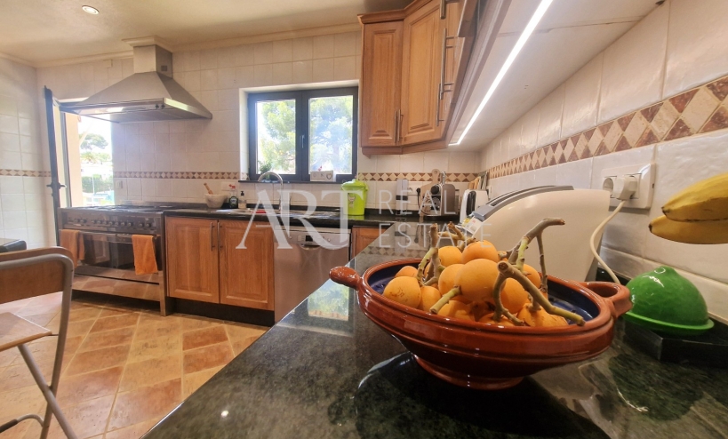 Resale - Villa - Alfas del Pí