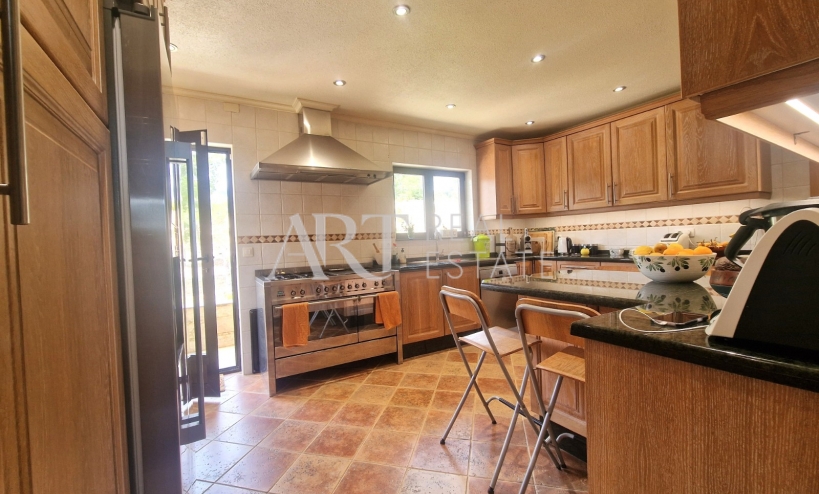 Resale - Villa - Alfas del Pí