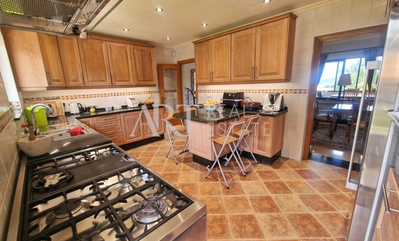 Resale - Villa - Alfas del Pí