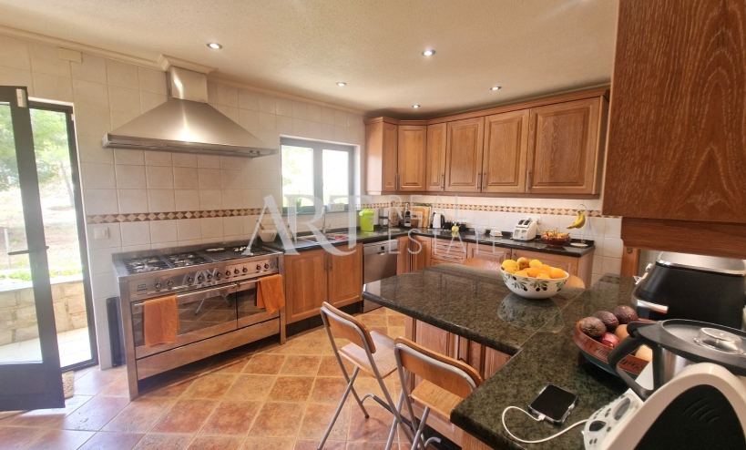 Resale - Villa - Alfas del Pí