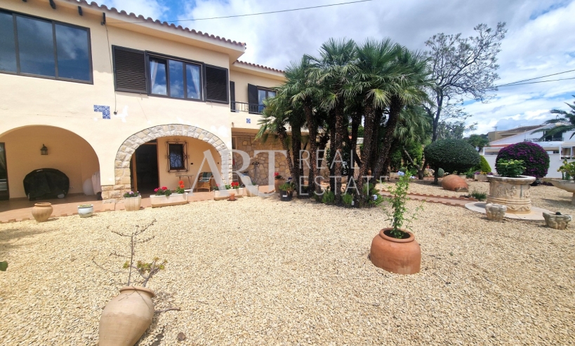 Resale - Villa - Alfas del Pí