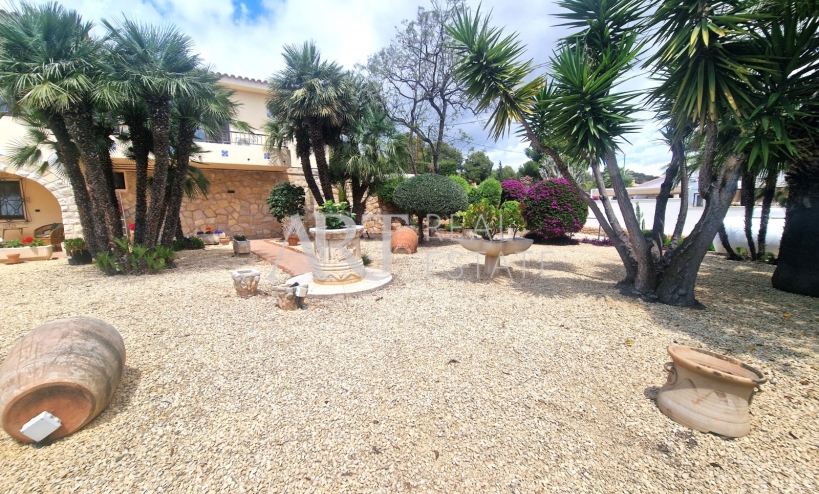 Resale - Villa - Alfas del Pí