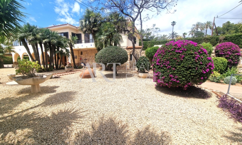 Resale - Villa - Alfas del Pí