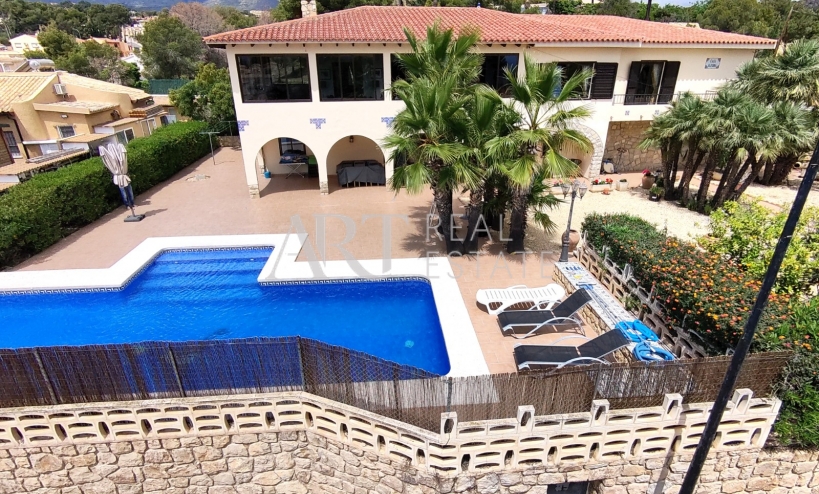Resale - Villa - Alfas del Pí