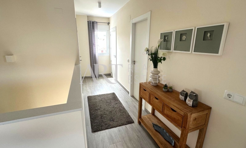 Resale - Villa - Albir