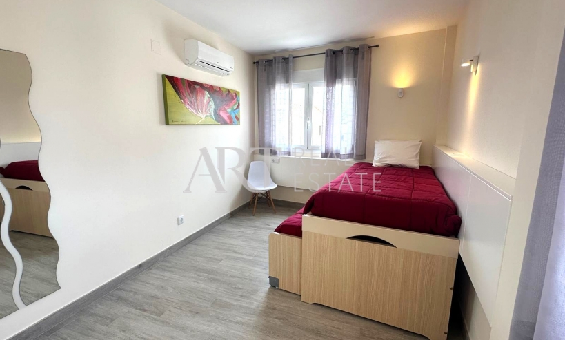 Resale - Villa - Albir
