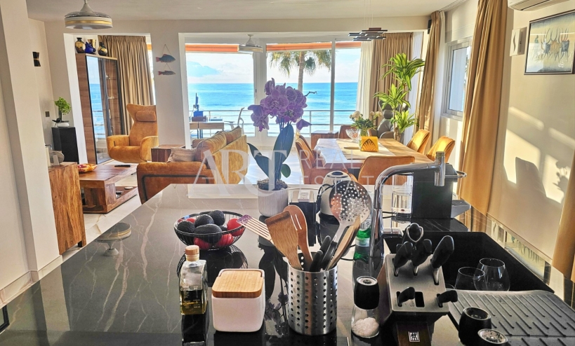 Resale - Apartment / flat - Albir
