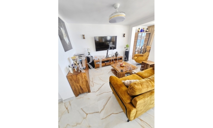 Resale - Apartment / flat - Albir
