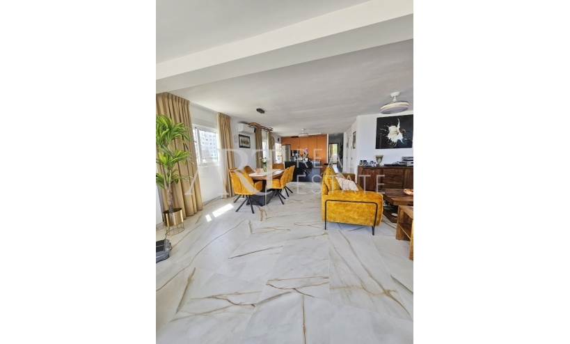 Resale - Apartment / flat - Albir