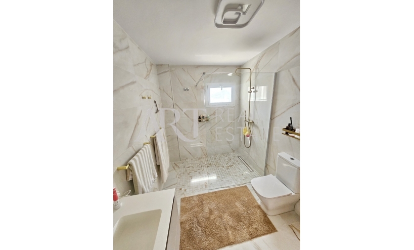 Resale - Apartment / flat - Albir