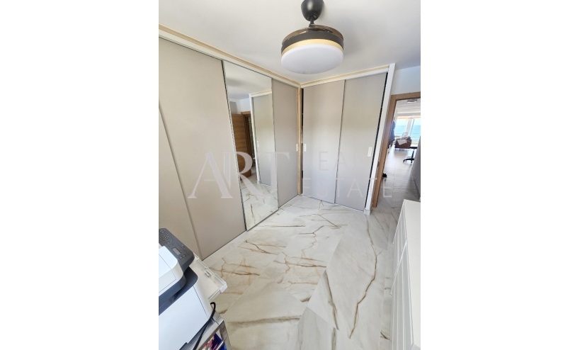 Resale - Apartment / flat - Albir