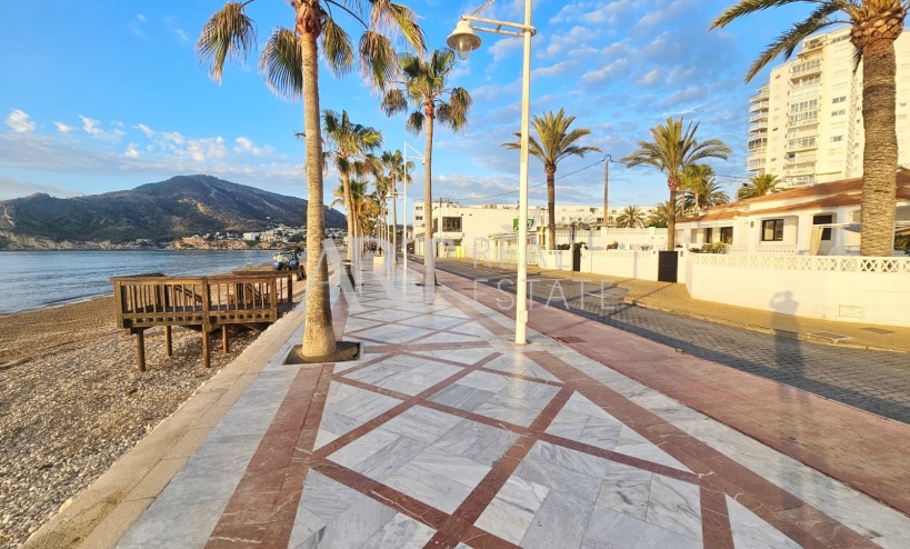 Resale - Apartment / flat - Albir