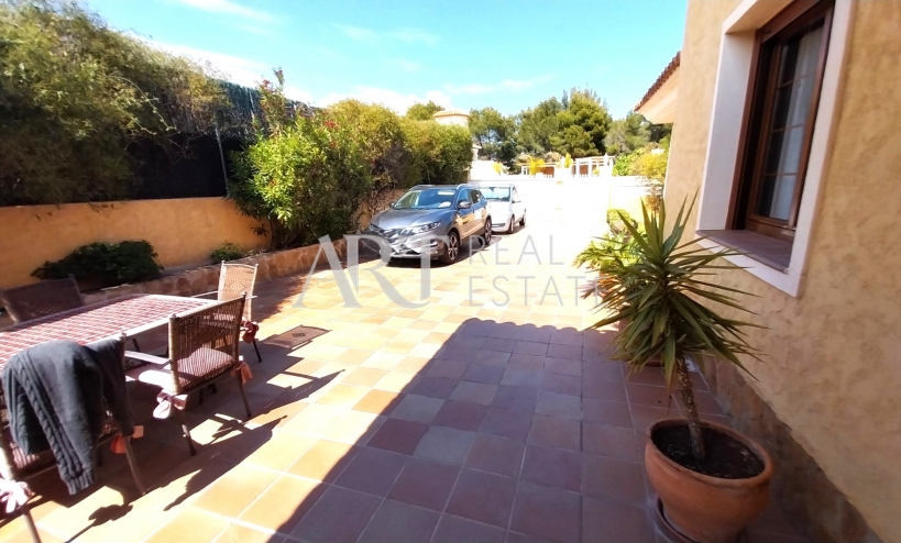 Videresalg - Villa - La Nucía