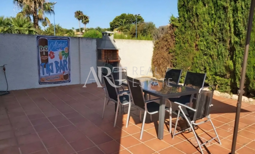 Videresalg - Villa - La Nucía