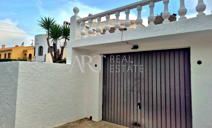 Resale - Villa - La Nucía