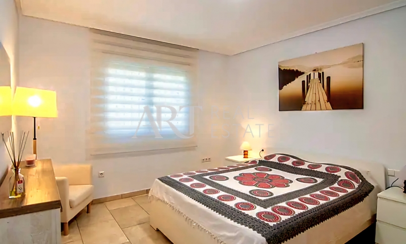 Resale - Villa - Alfas del Pí