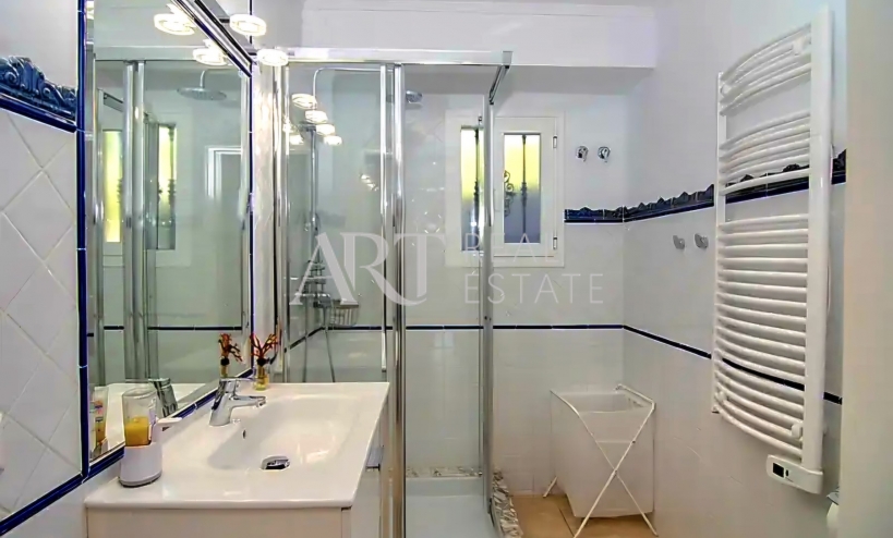 Resale - Villa - Alfas del Pí