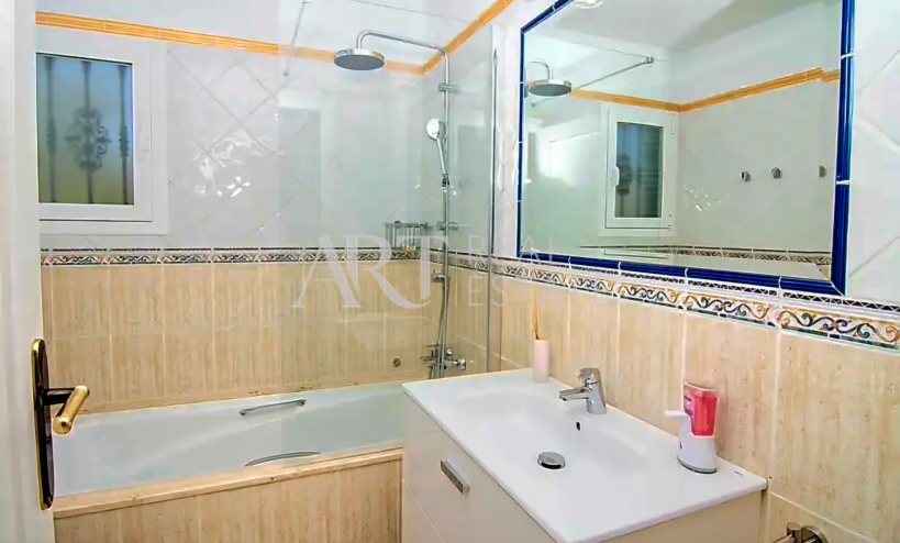 Resale - Villa - Alfas del Pí