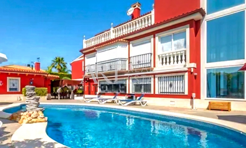 Resale - Villa - Alfas del Pí