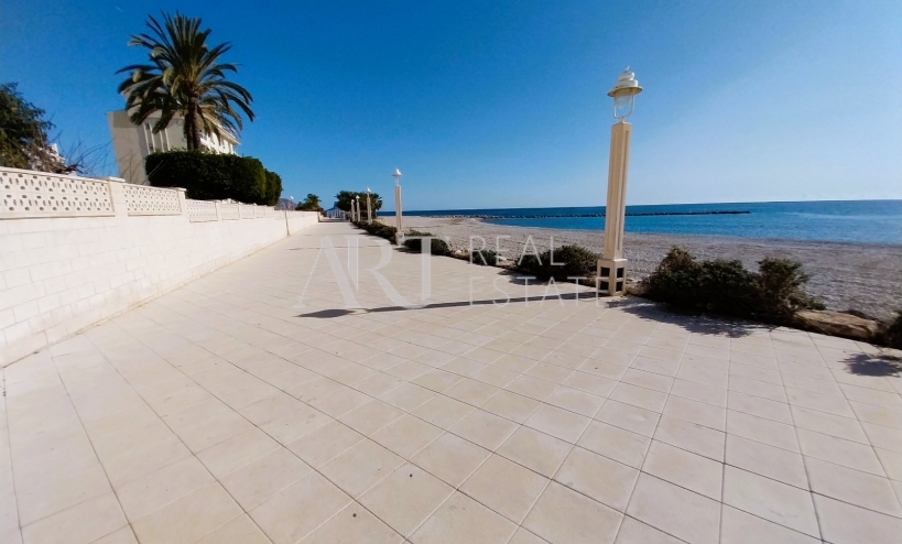 Resale - Apartment / flat - Altea