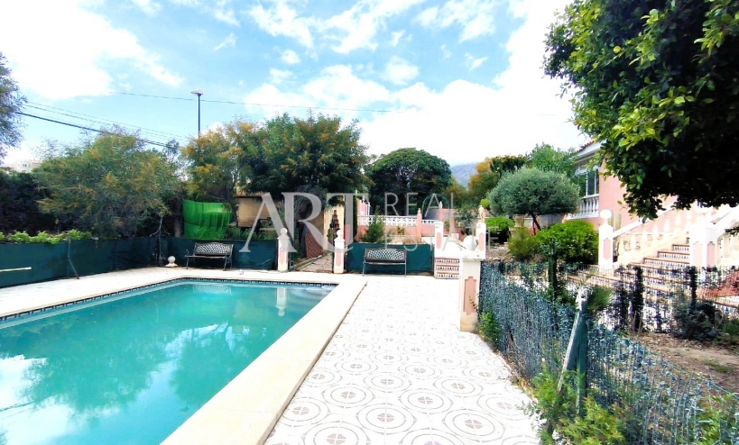 Resale - Villa - La Nucía