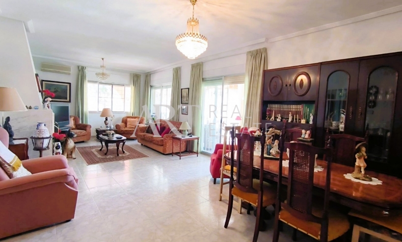 Resale - Villa - La Nucía
