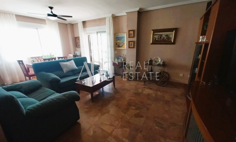 Resale - Villa - Albir