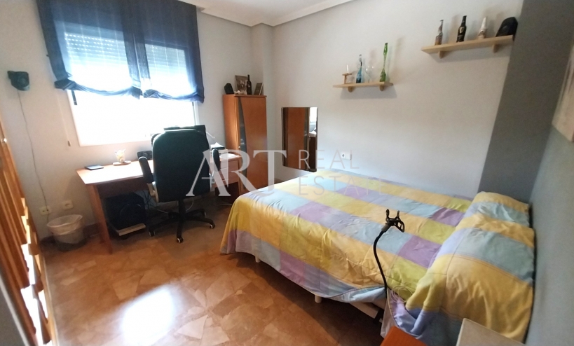 Resale - Villa - Albir