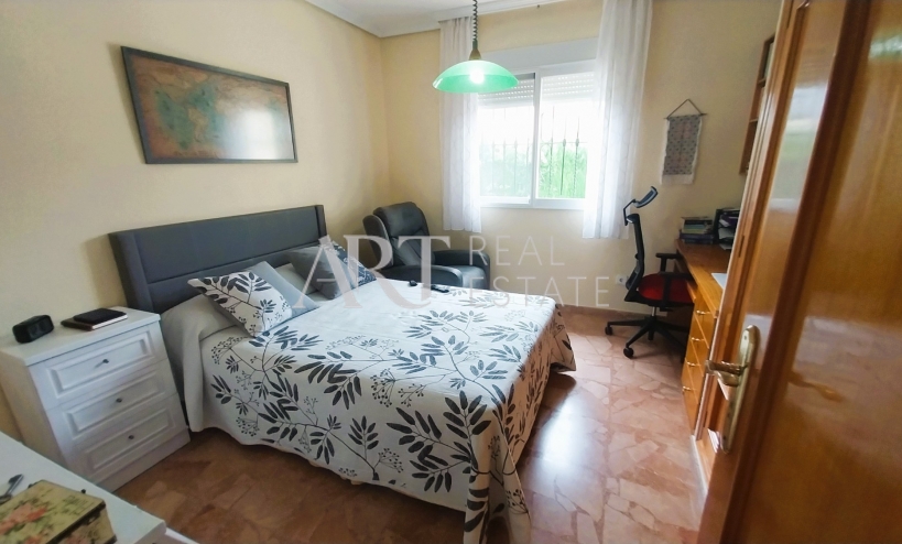 Resale - Villa - Albir
