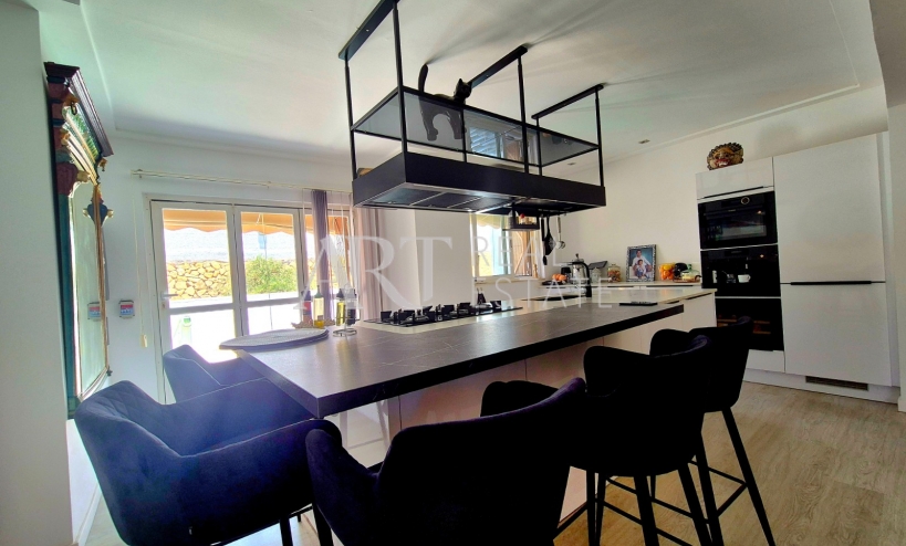 Resale - Villa - Alfas del Pí