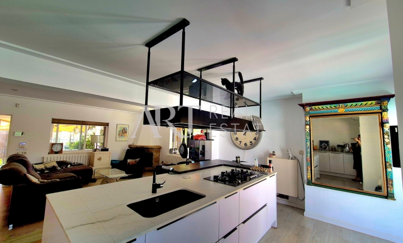 Resale - Villa - Alfas del Pí