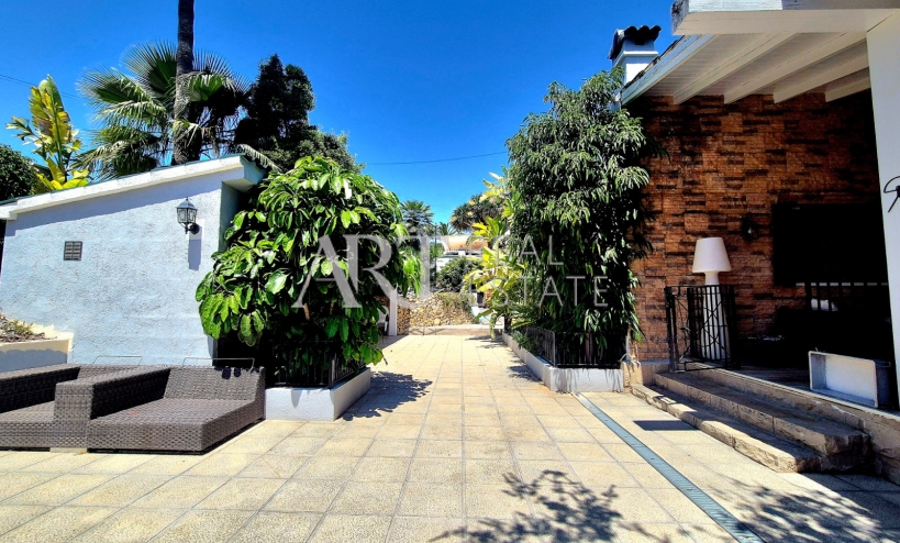 Resale - Villa - Alfas del Pí