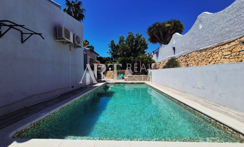 Resale - Villa - Alfas del Pí