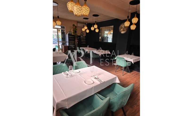 Resale - Commercial - Albir