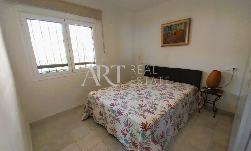 Resale - Apartment / flat - Albir