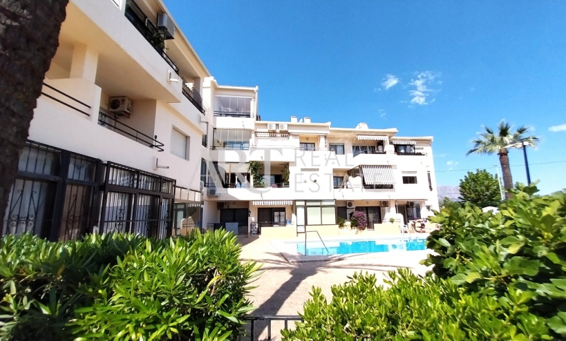 Resale - Apartment / flat - Albir