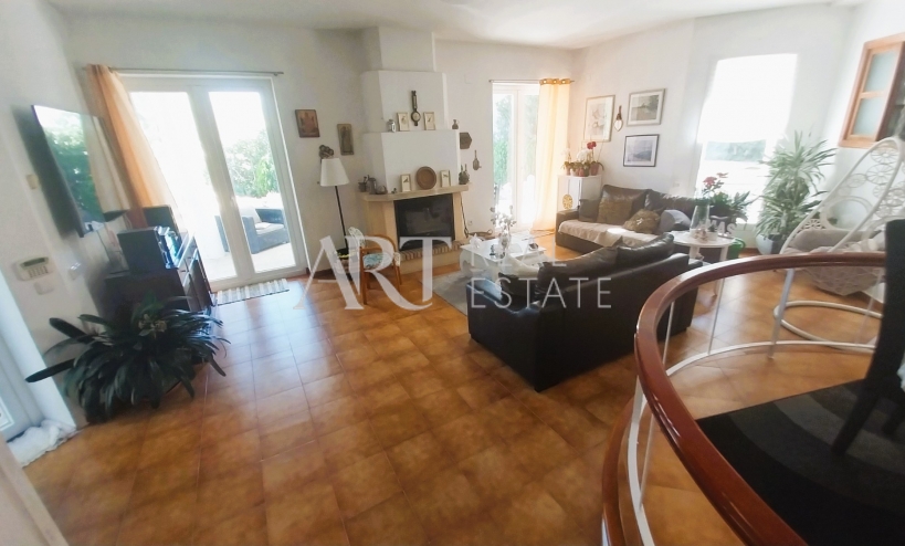 Resale - Villa - Altea