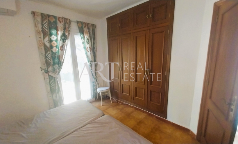 Resale - Villa - Altea
