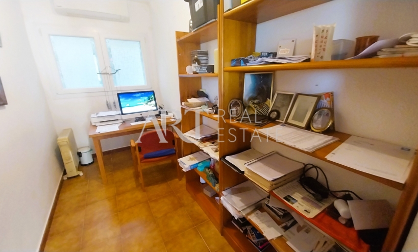 Resale - Villa - Altea