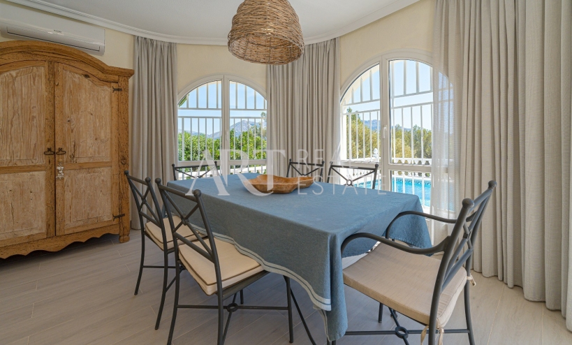 Resale - Villa - La Nucía