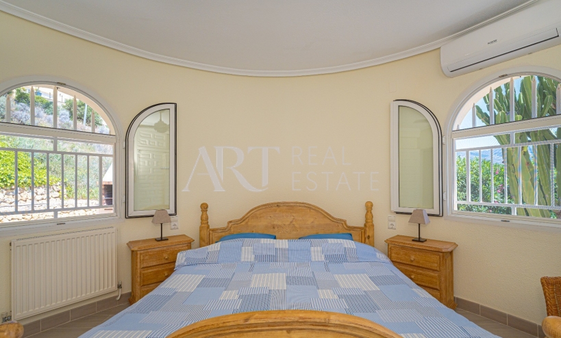 Resale - Villa - La Nucía