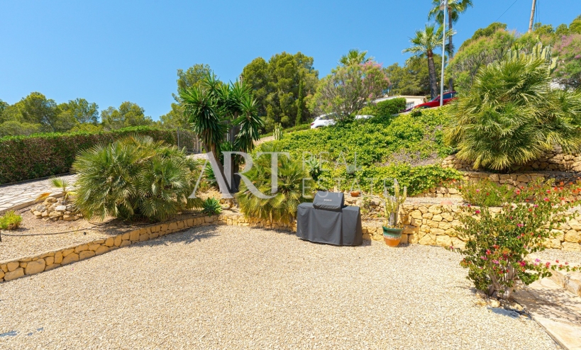 Resale - Villa - La Nucía