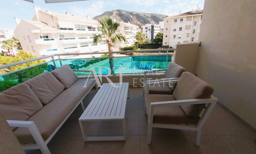 Resale - Apartment / flat - Albir