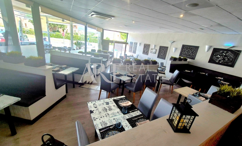 Revente - Commercial - Albir