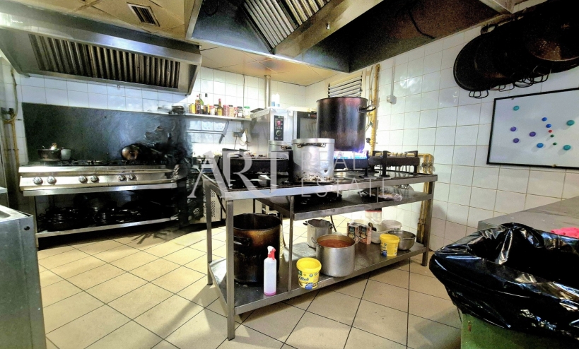Revente - Commercial - Albir