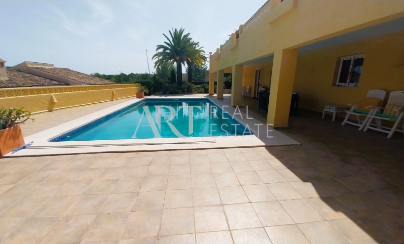Resale - Villa - Alfas del Pí