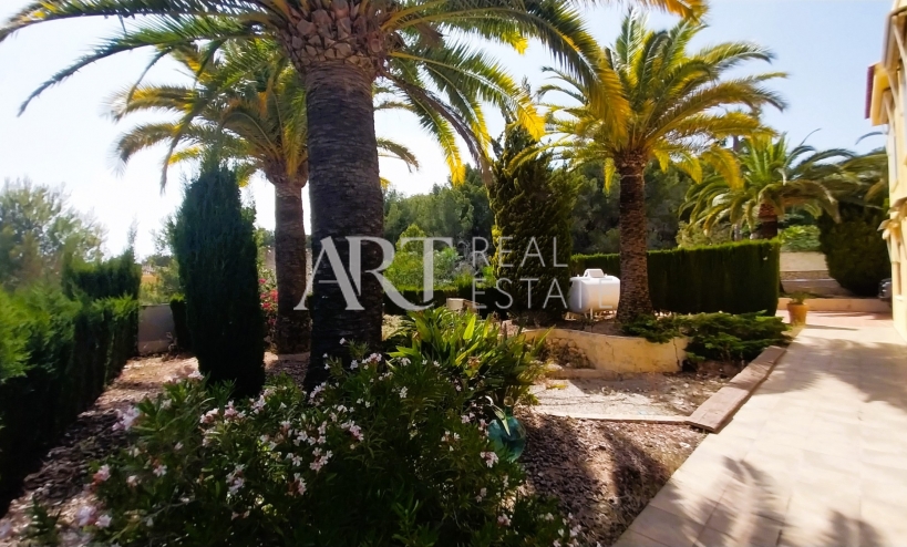 Resale - Villa - Alfas del Pí